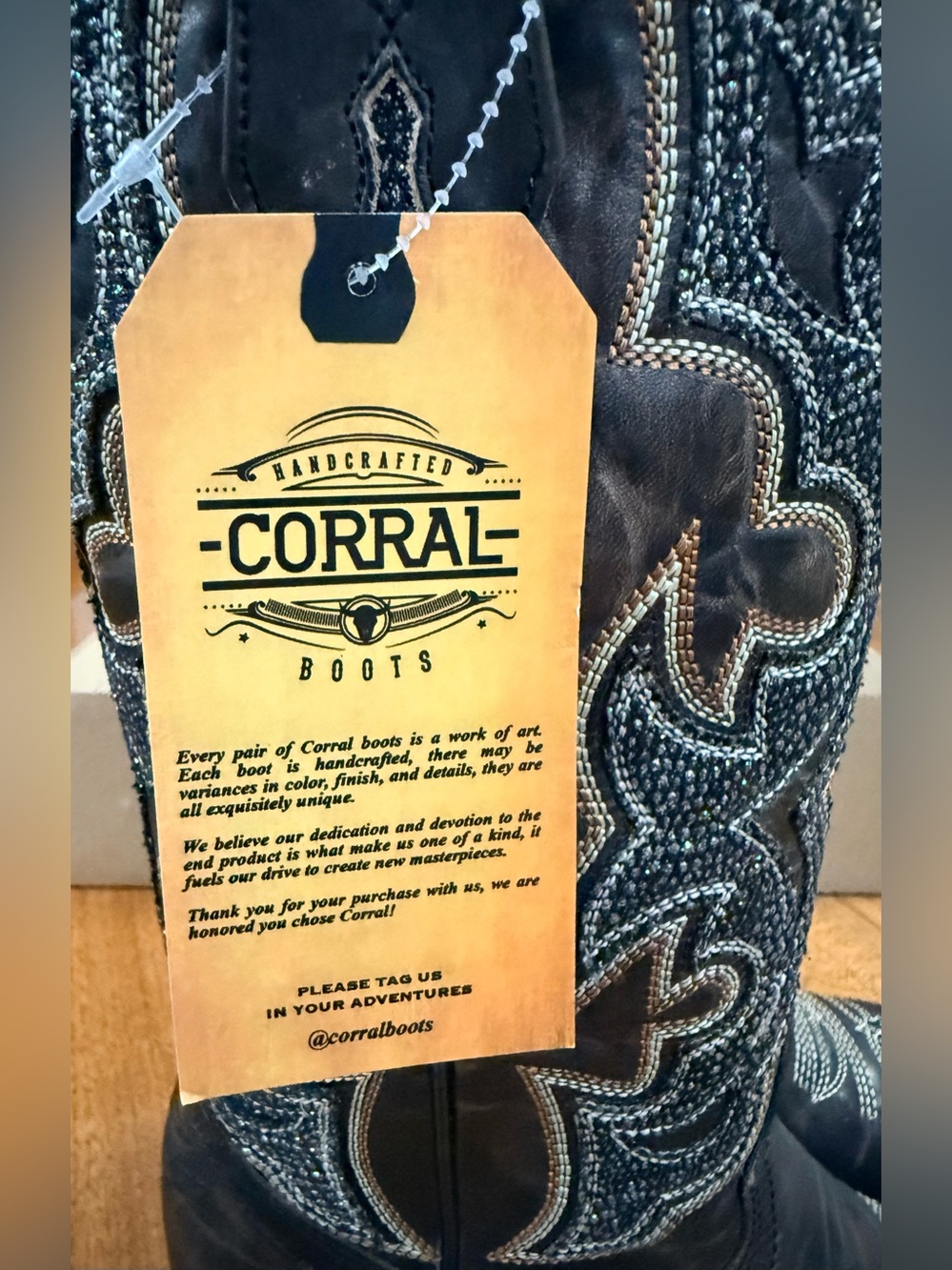 NWT Women’s Corral boot size 9. - Picture 6 of 8